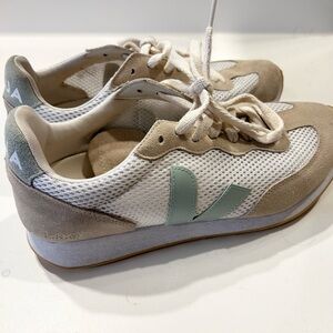 Veja Women's Rio Branco White and Tan Sneakers